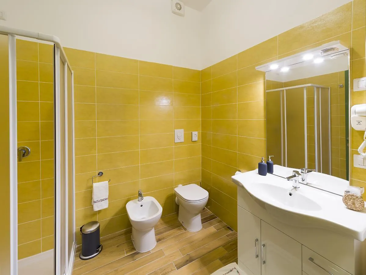 La Nostra Casa In Centro Hotell Lecco Italien
